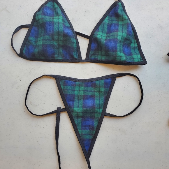 Matching triangle shaped Bra and G-string, green and navy plaid, new - Picture 3 of 4